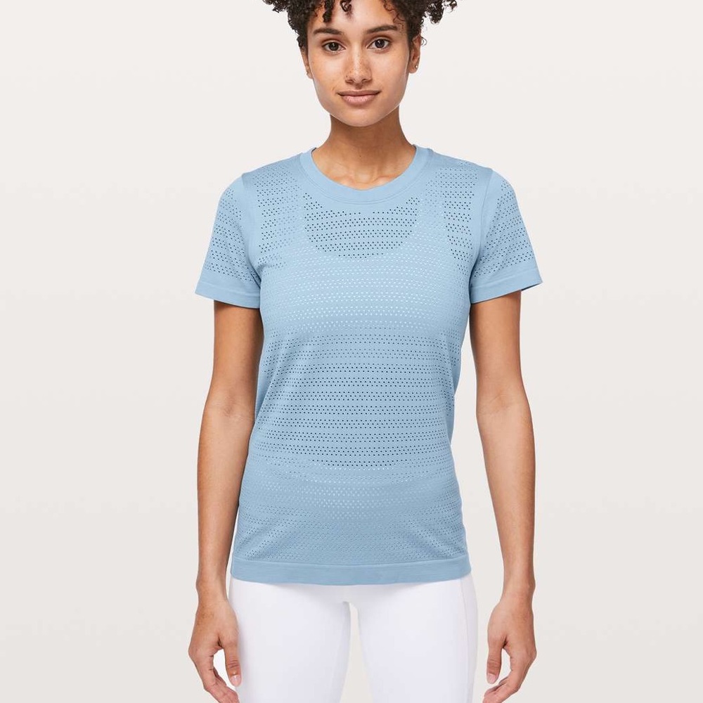 Lululemon workout top size 6 blue